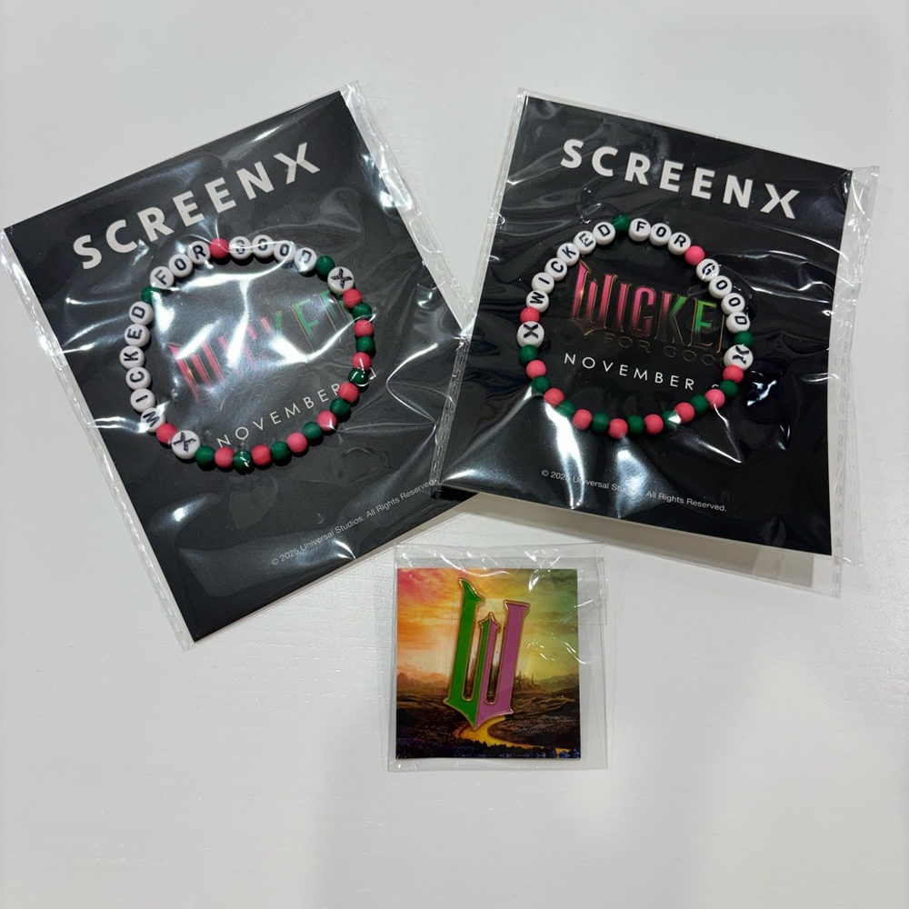Wicked Movie Premiere Bracelets and Pin